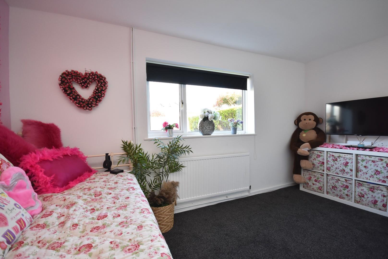 12 Stradling Close, Sully, CF64 5HU